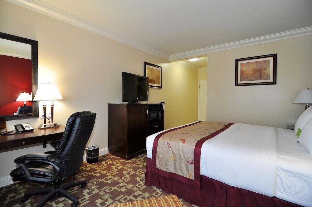La Quinta By Wyndham Moreno Valley Exterior photo